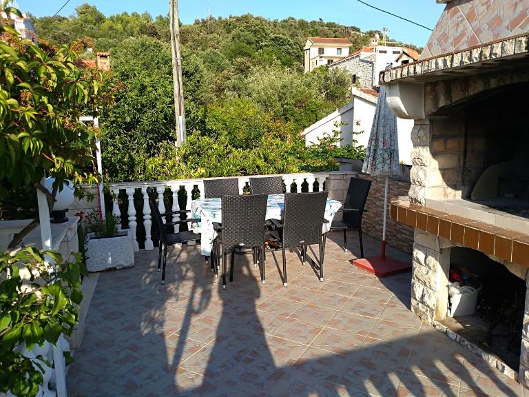 21 Kosinac GREEN PARADISE - Bed and Breakfast Vinišće
