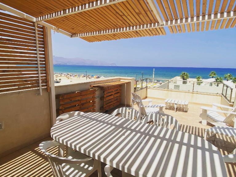 Tonnara Apartments - B&B Alcamo Marina