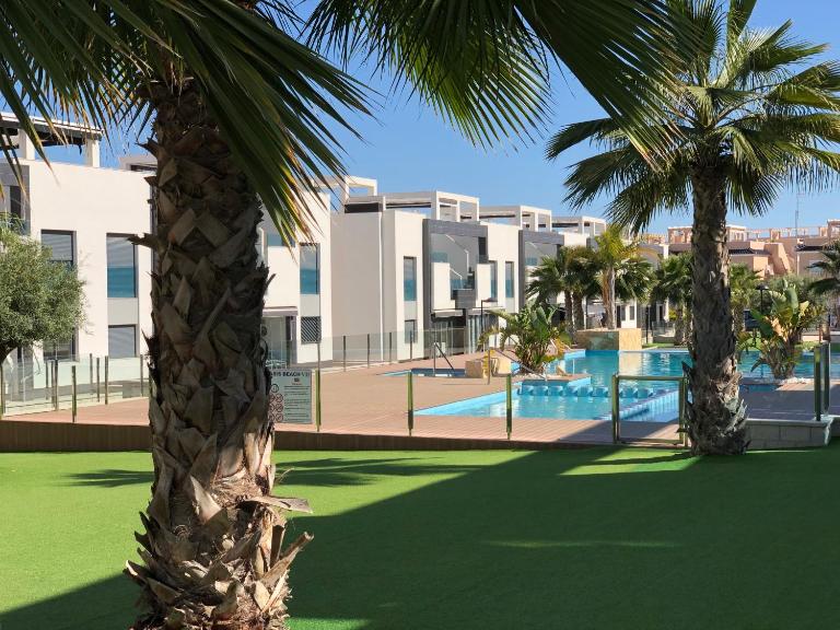 OASIS BEACH 7 - Apartment Lundgren - Ferienwohnung Torrevieja