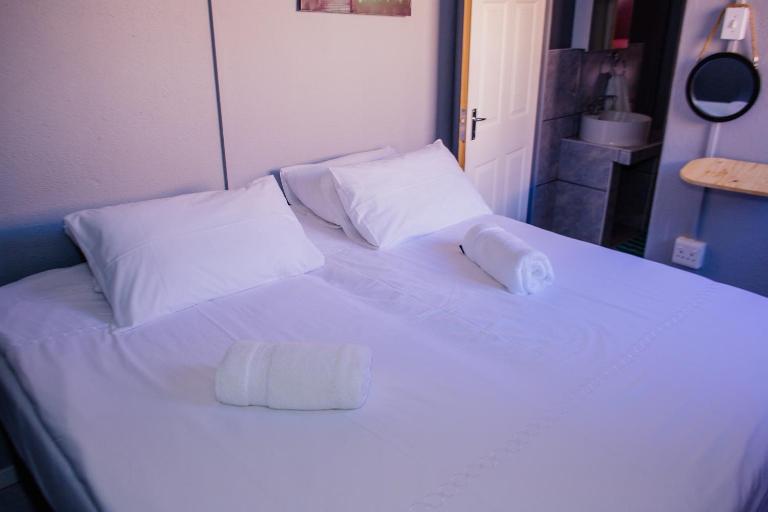 UrbanLife Keetmanshoop Accommodation - Bed and Breakfast Keetmanshoop
