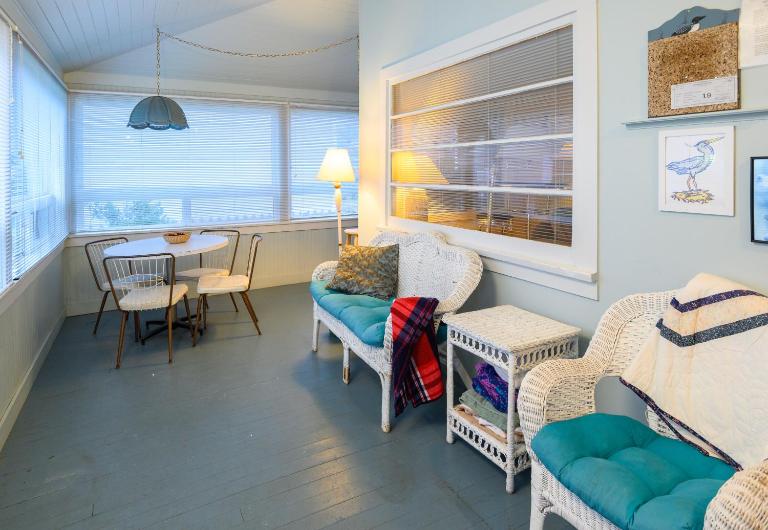 Karr Beach House on 11th - B&B Seaside