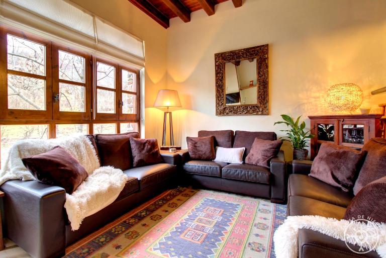CASA AIGUAMOIX de Alma de Nieve - B&B Tredós