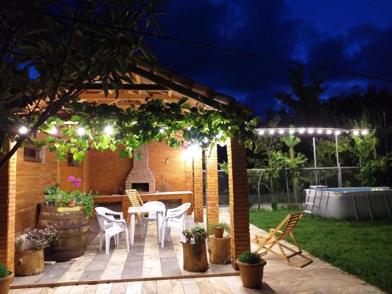 Sweet Home Near Black Sea - Bed and Breakfast Koboeleti