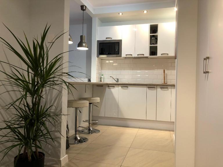 Airport Apartment Warszawa - Bed and Breakfast Warschau
