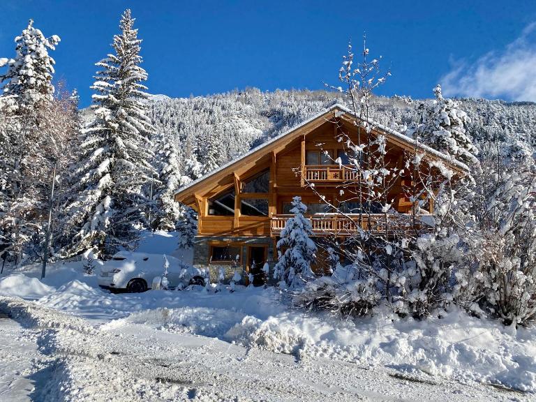 Chalet Le Lorgnon - B&B La Salle les Alpes