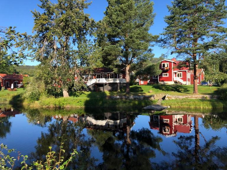 Strandvägen 6A Ragnhild - Bed and Breakfast Järvsö