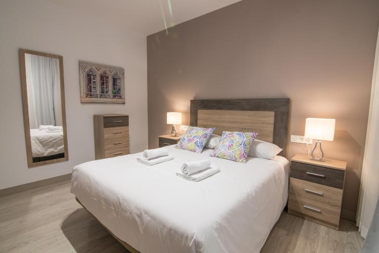 tuGuest Station 2 apartment - B&B Granada
