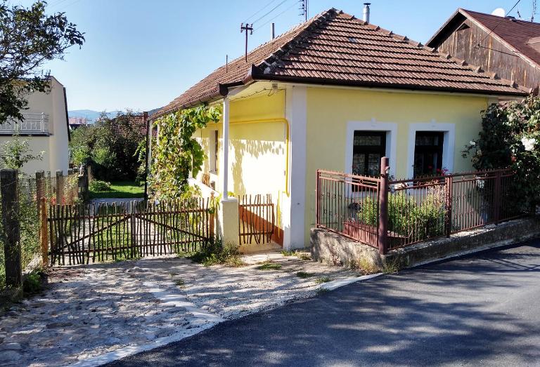 Lately renovated country house - Ferienwohnung Trentschin