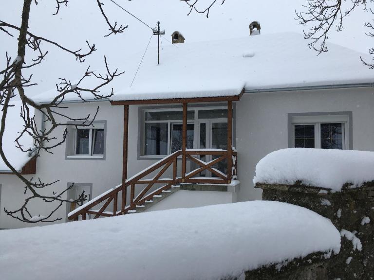 Hűvösvölgy Vendégház - B&B Lókút