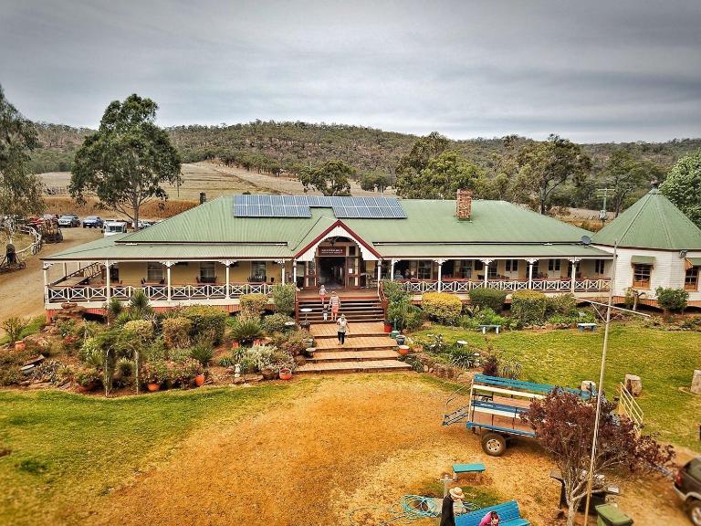 Bestbrook Mountain Farmstay - Bed and Breakfast Maryvale