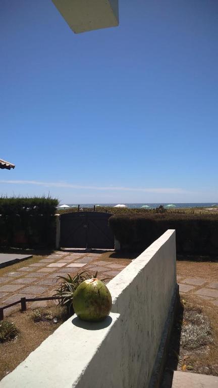 Apto Pé na Areia - Wi-Fi Gratuito - Tranquilidade à beira mar - B&B Cabo Frío
