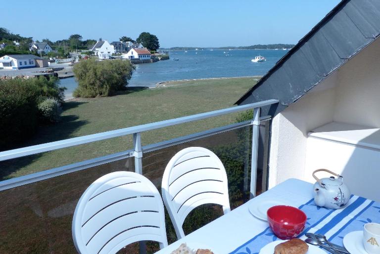Locmariaquer - Duplex 4 pers - accès direct à la plage - B&B Locmariaquer