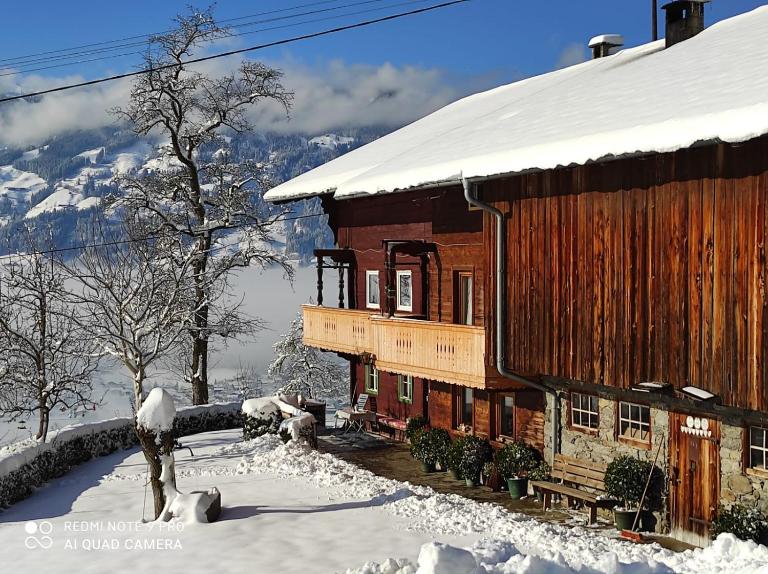 Apart Ponholz - B&B Hart im Zillertal