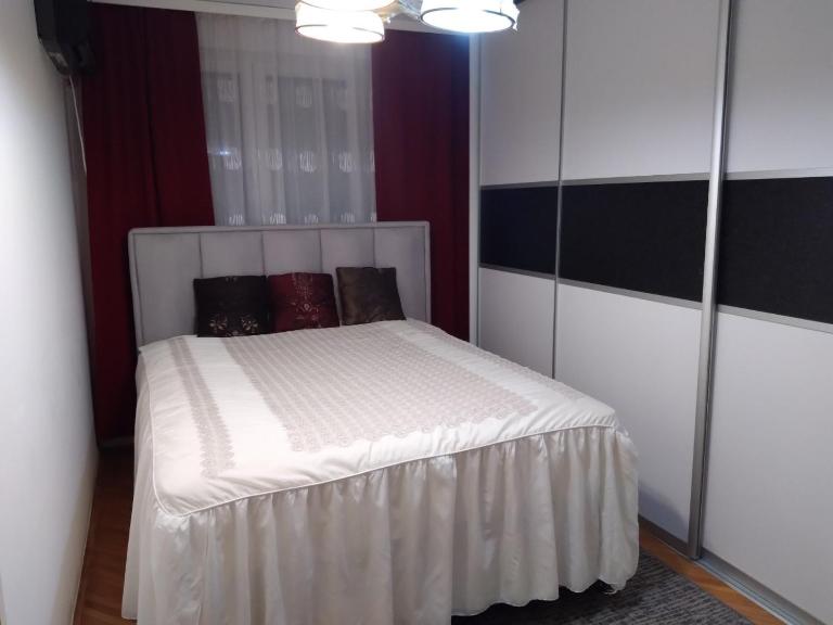 Apartman CENTAR - Bed and Breakfast Banja Luka
