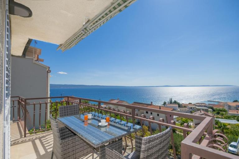 Apartments Radeljić - B&B Podstrana