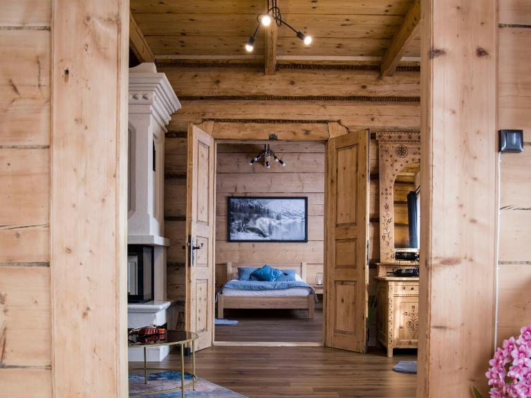 Apartamenty Stare Izby SAUNA&JACUZZI - Chambres d'hôtes Poronin
