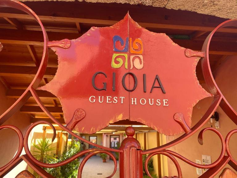 Gioia Guesthouse - Ferienwohnung Cabras