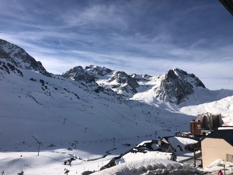 Duplex 8 couchages, au pied des pistes de la Mongie - B&B La Mongie