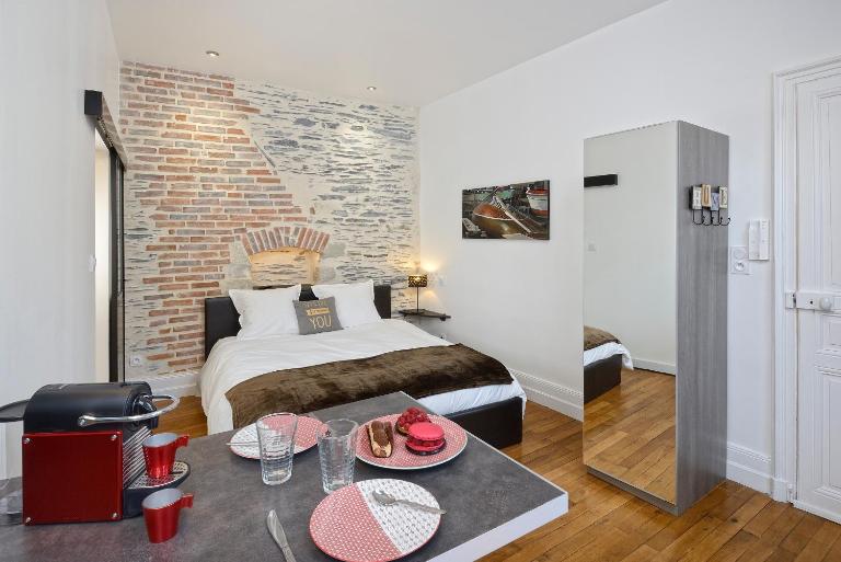 Hypercentre 10 rue Valdemaine - B&B Angers