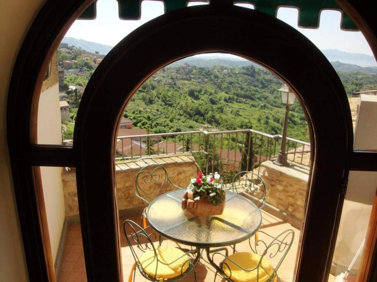 La Loggetta di Apricus - B&B Olevano Romano