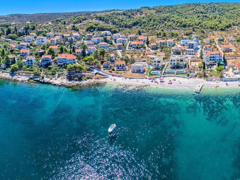 Holiday Home Kalinic - B&B Slatine