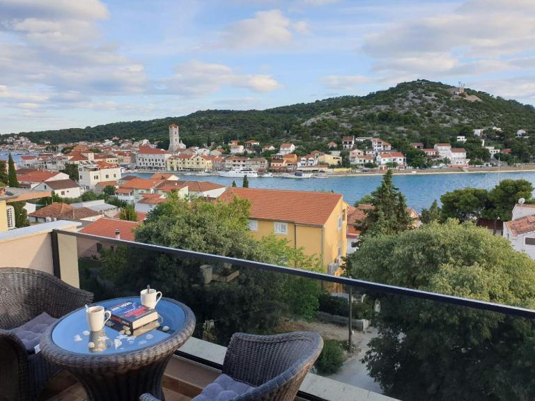 Starfish - Apartman Tisno - B&B Tisno