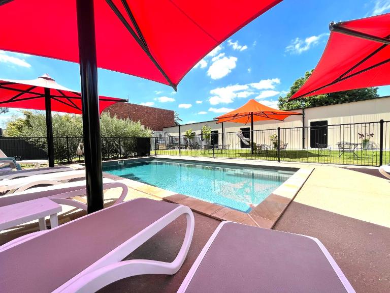 Adelphi Apartments 1 or 1A - Bed and Breakfast Echuca