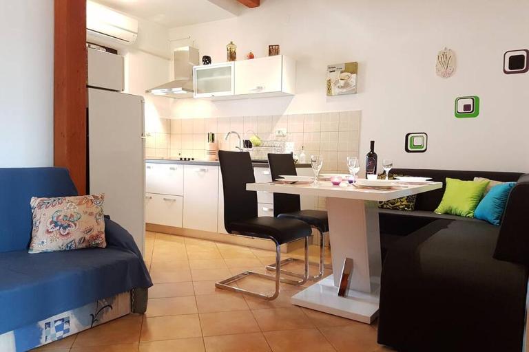 Sea View App Kristina - Ferienwohnung Fazana
