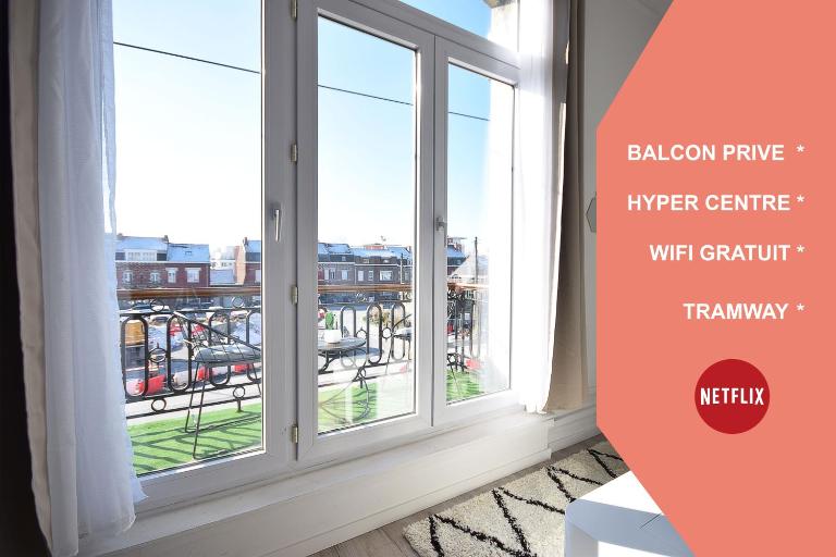 CHIC APPART DESIGN - HYPER CENTRE - TRAMWAY - FREE WIFI - leRelaisdOdile12 - B&B Valenciennes