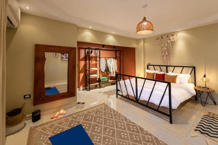 Play Foosball & Do Yoga - 1 BR Apt - Free Airport Pickup! - B&B El Cairo
