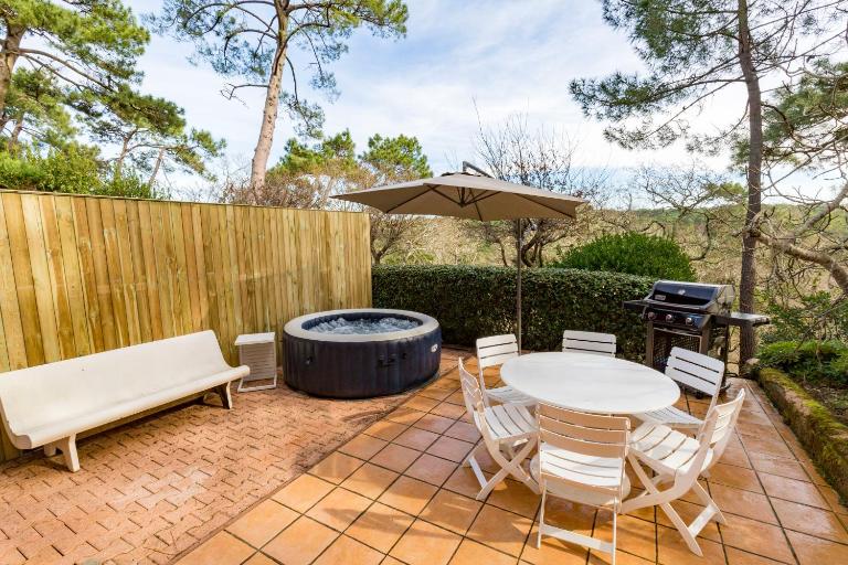 Forest flat / Terrasse-spa-bbq-10min à pieds de la plage - B&B La Teste-de-Buch