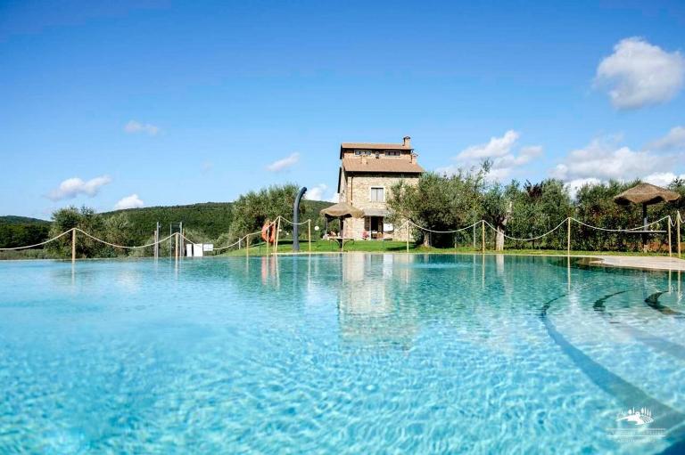Tenuta La Tabaccaia - Bed and Breakfast La Pesta