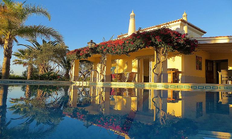 Spacious Villa in Carvoeiro with Private Pool - B&B Carvoeiro