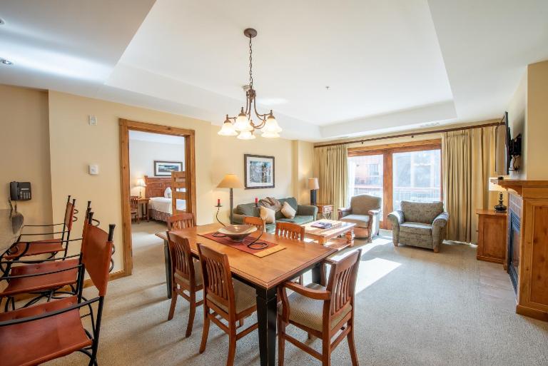 Kid-Friendly 2BR 3BA Slopeside Condo - B&B Crested Butte