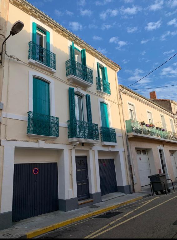 Appartement Les Halles , Climatisation, Terrasse, Garage - B&B Narbona