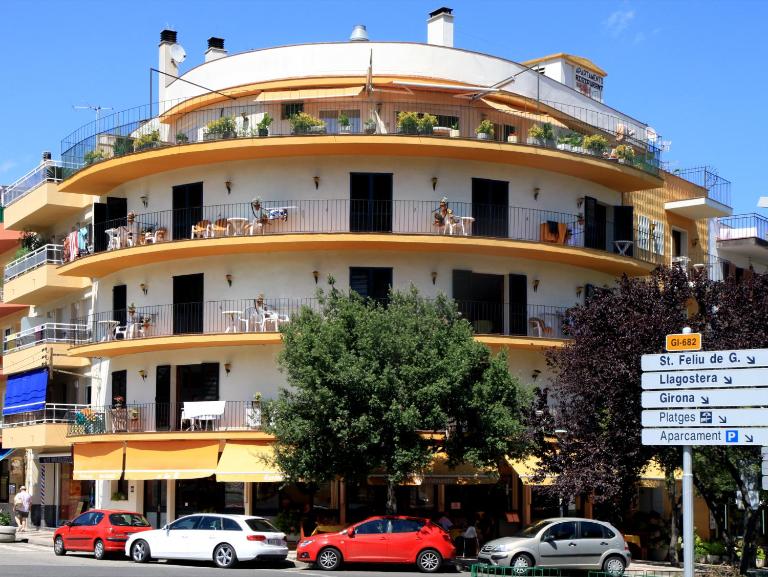 Apartamentos El Sol - Bed and Breakfast Tossa de Mar