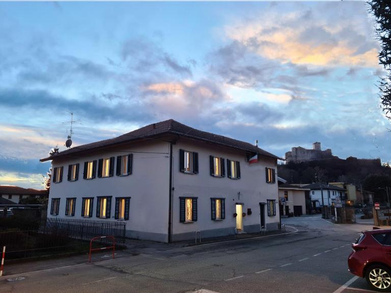 Dragonfly Appartamento Blu - Bed and Breakfast Angera