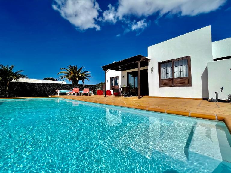 Villa Pilar - Ferienwohnung Playa Blanca