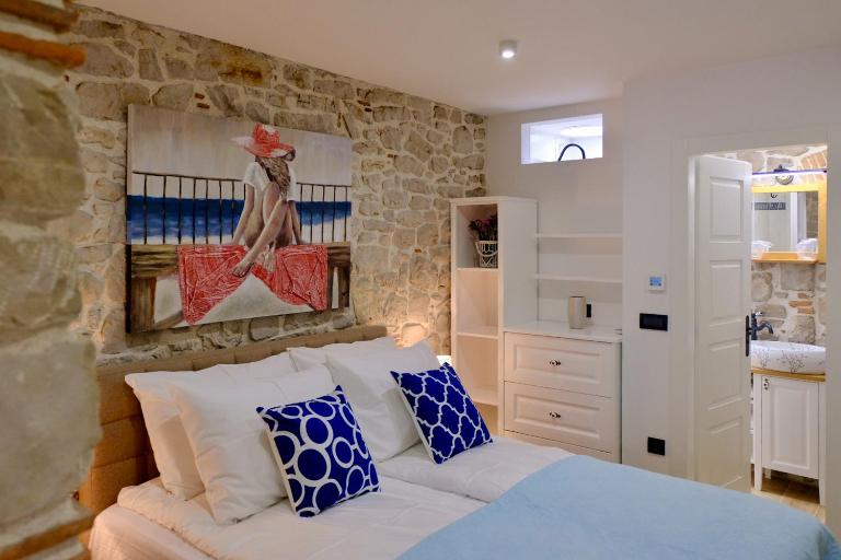 La Corte di Kate-2 - Bed and Breakfast Biograd na Moru