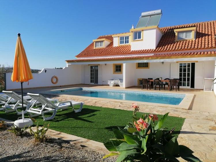 Quinta Das Palmeiras - B&B Quarteira