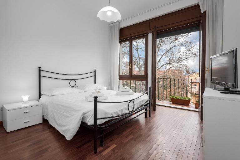 Flats4Rent Lucia - B&B Verona