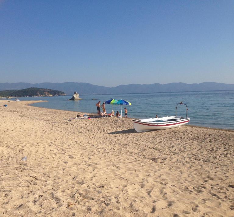 Ikidiki Beach Villa - B&B Ierissos