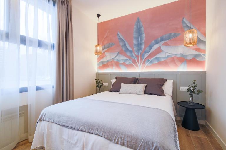 Home42 - B&B Madrid