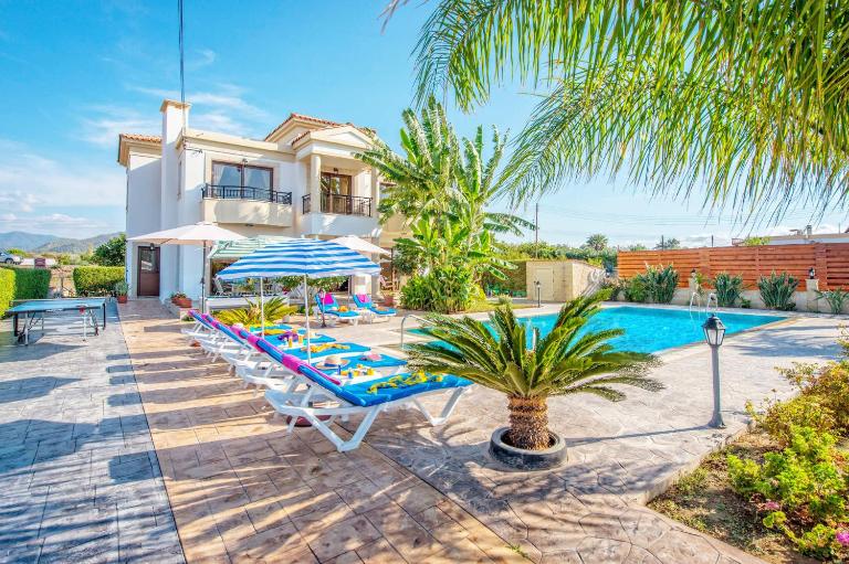 Dora' s Villa - B&B Argaka