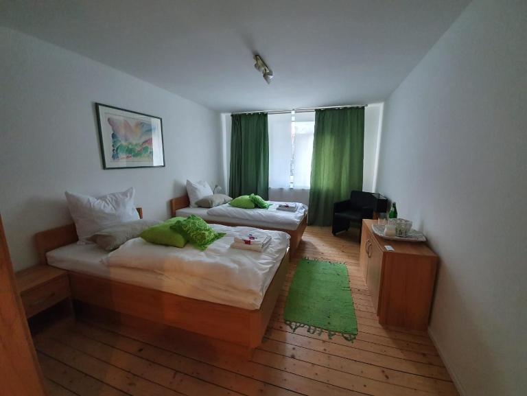 3-Zimmer Wohnung in der City - Bed and Breakfast Bochum
