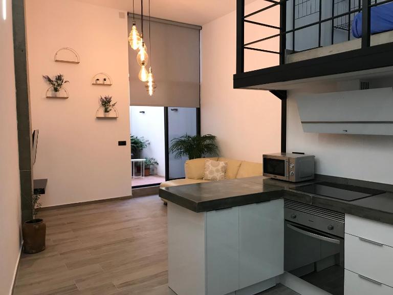 Moderno Loft a 150 metros de la playa - B&B Santa Pola