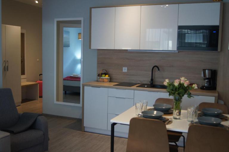 Apartament Elvira, Grunwaldzka 12C - B&B Pobierowo