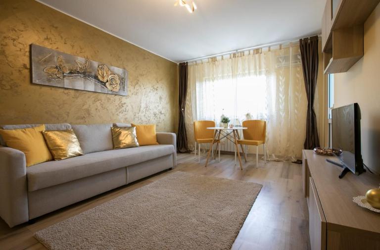 GOLDEN APARTMENT BANEASA - B&B Bucarest