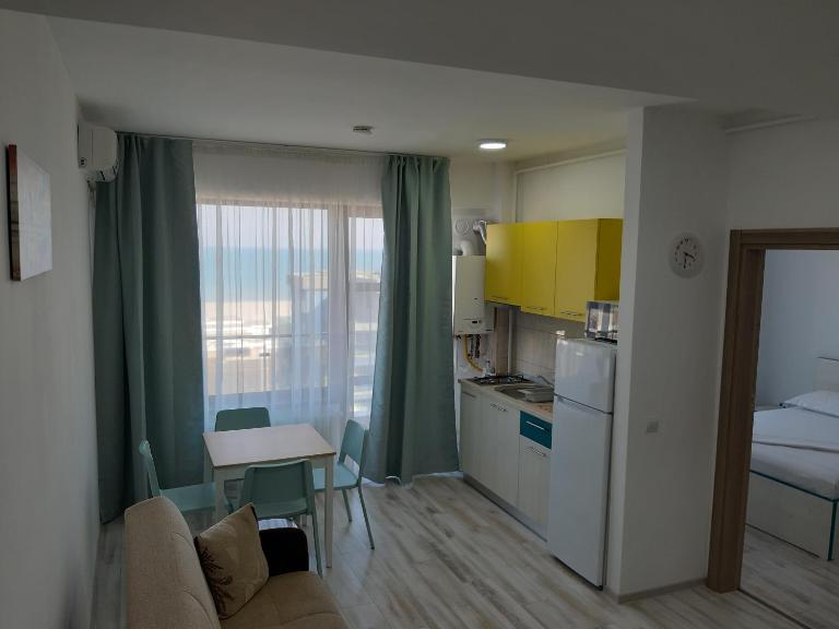 Mamaia Dorin Apartment - B&B Mamaia