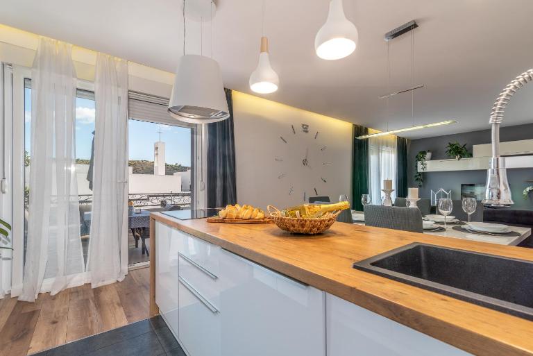 Apartman Tragos - Bed and Breakfast Trogir